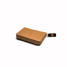 Cargar imagen en el visor de la galería, Monedero tarjetero tan