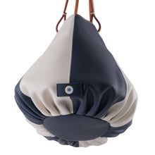 Cargar imagen en el visor de la galería, Taleguita San Sebastian Royal