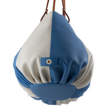 Cargar imagen en el visor de la galería, Taleguita San Sebastian Sky